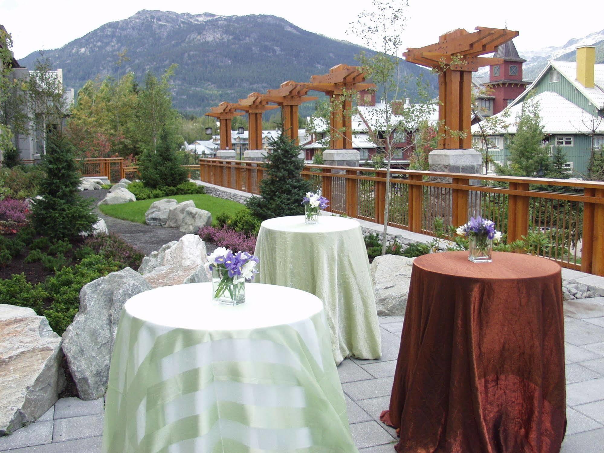 Pan Pacific Whistler Village Centre Extérieur photo