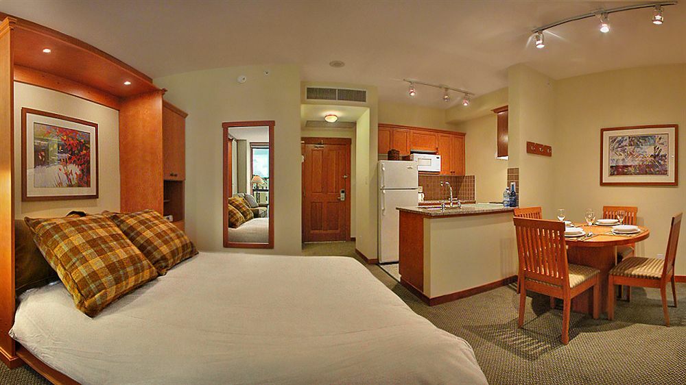 Pan Pacific Whistler Village Centre Extérieur photo